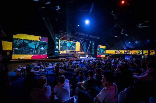 Игровое железо - Сотрудничество AGON by AOC и Red Bull продолжится в 2023 году Игровое железо - Сотрудничество AGON by AOC и Red Bull продолжится в 2023 году